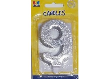 Candelina di cera  8 cm numero 9 di colore argento  con brillantini incorporati   pz 1