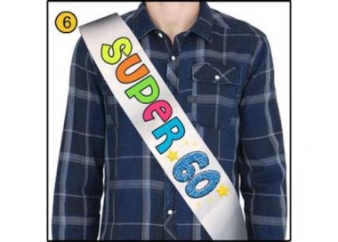 FASCIA FLUO GLITTER del " SUPER 60ENNE" per Compleanno - Lunghezza 96 cm x 11 cm larghezza - Unisex - fascia in poliestere - 1 