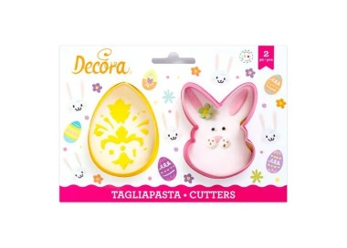 Kit 2 Tagliapasta  tema Pasqua  uovo e coniglio     in Plastica  6 x   8  e 8,5 x 6  H 2,2  Cm DECORA