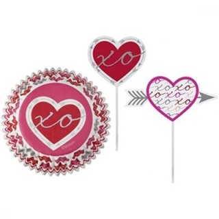 Set 24 pirottini diam 5 cm + 24 picks fantasia cuori WILTON