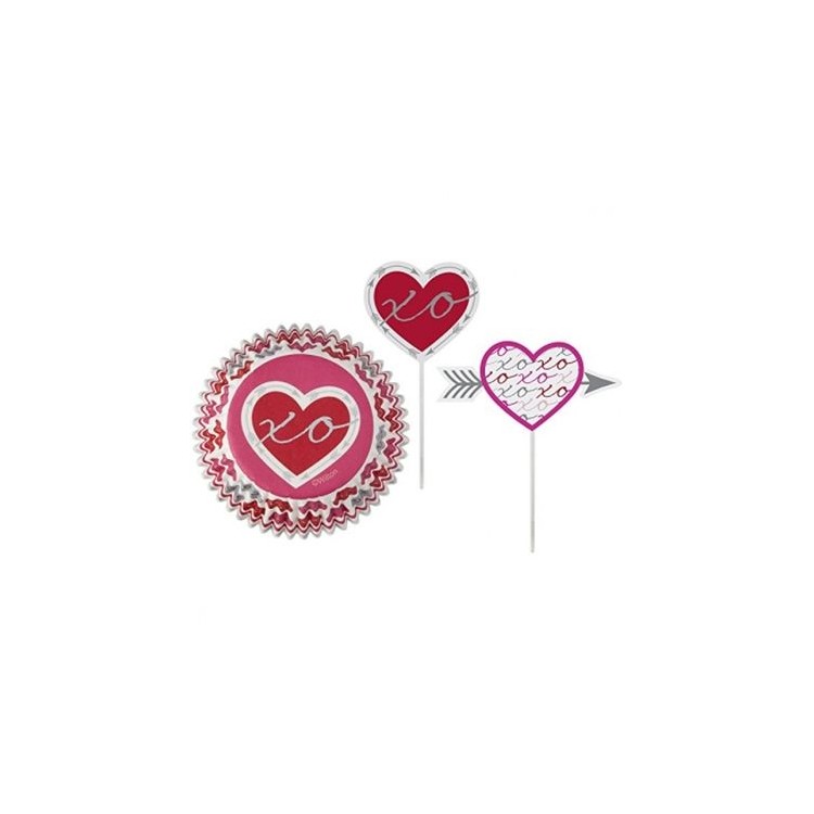 Set 24 pirottini diam 5 cm + 24 picks fantasia cuori WILTON