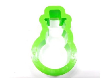 TAGLIAPASTA PUPAZZO DI NEVE   (NATALE)  IN PLASTICA 10 cm x 6 cm x 2 cm H - DECORA