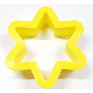 TAGLIAPASTA TELLA  (NATALE)  IN PLASTICA 7 cm x 7 cm x 2 cm H - DECORA