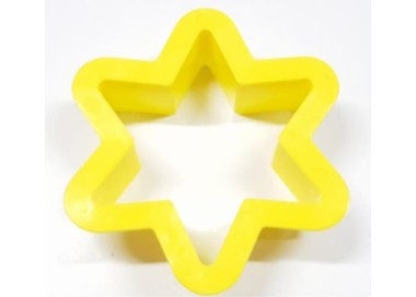 TAGLIAPASTA TELLA  (NATALE)  IN PLASTICA 7 cm x 7 cm x 2 cm H - DECORA