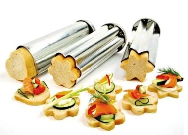 STAMPO PER PANE - SET 3 PEZZI STELLA FIORE CUORE