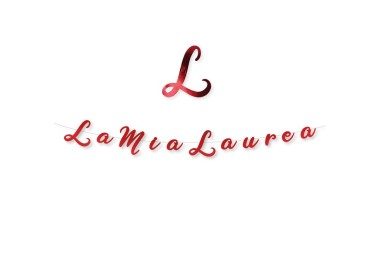 Bandierine Laurea  in cartoncino sagomato  rosso  co scritta " LA MIA LAUREA " - L 3  metri / 15 cm  H - 1 pz